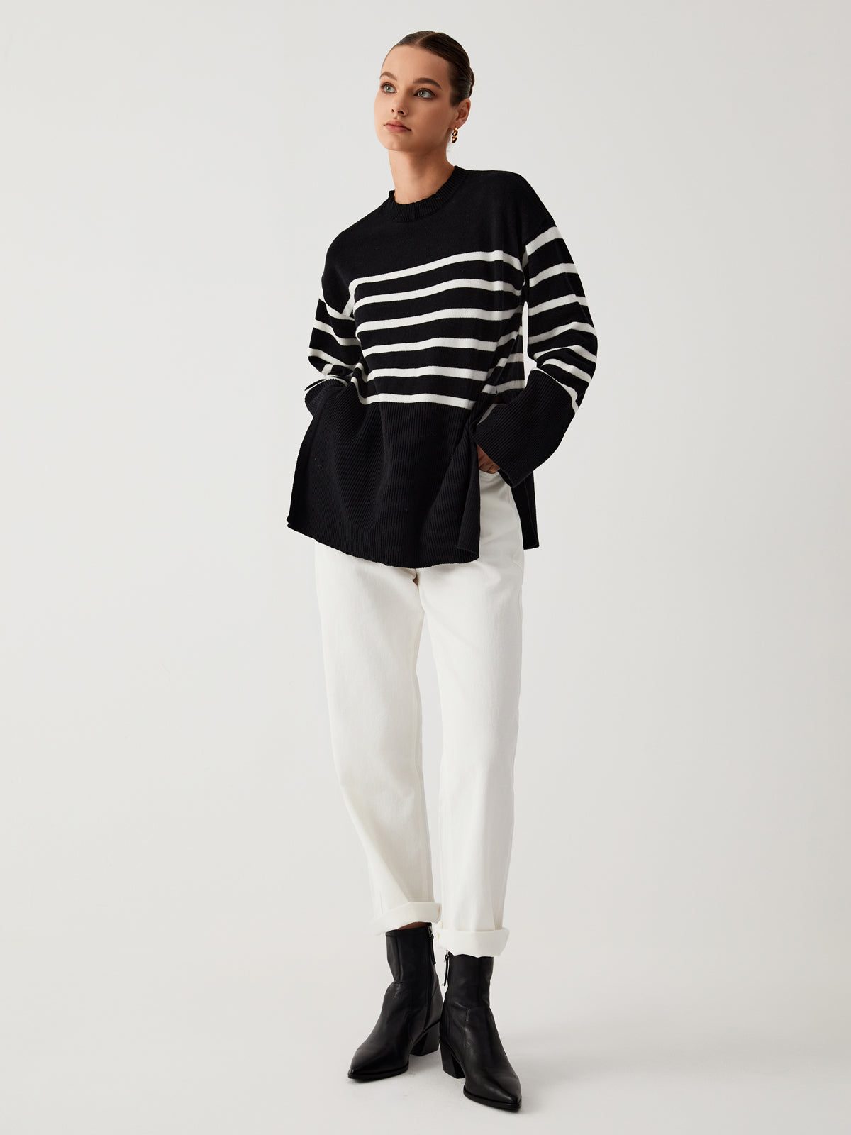 JO | Oversized sweater with stripes