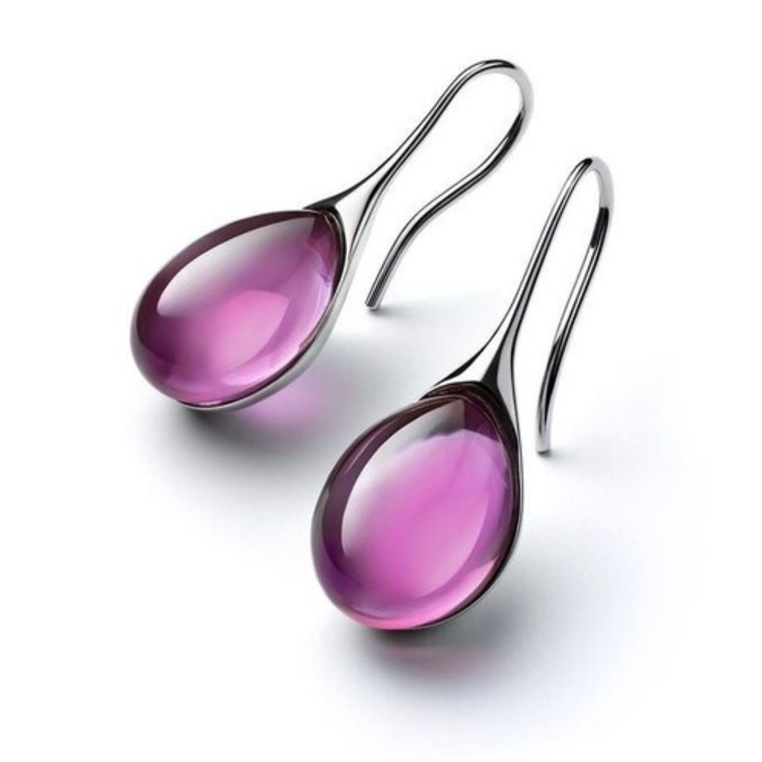 Charming Gold Earring for Any Occasion