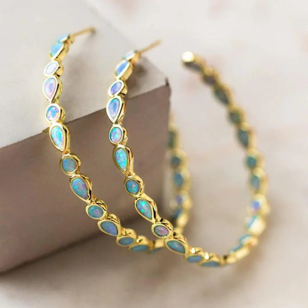 Romantic Gold Earring for Special Moments