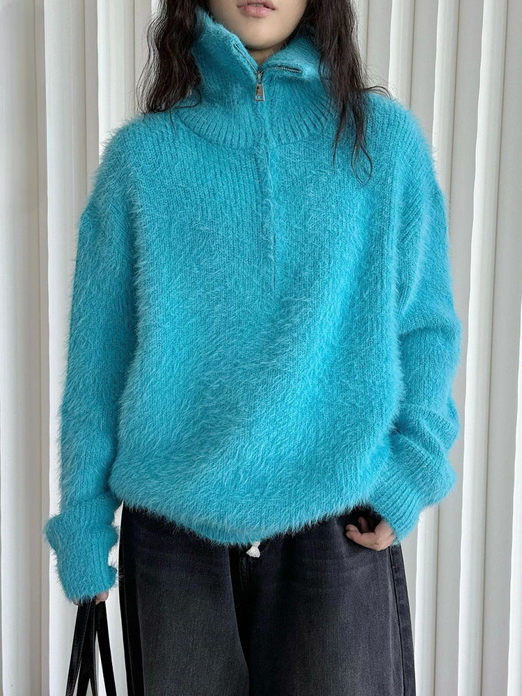JO | Fluffy sweater with zipper
