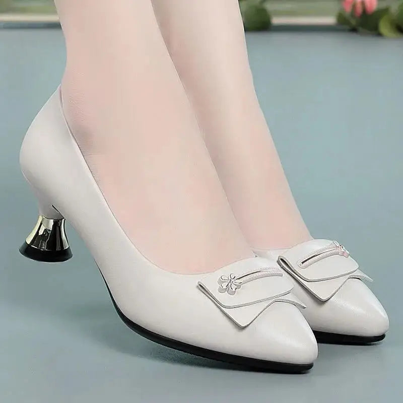 Tailored and Comfortable Orthopedic Heels