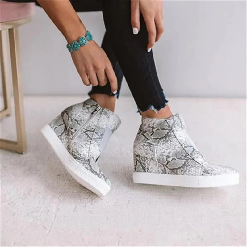 Tailored and Comfortable Orthopedic Sneakers