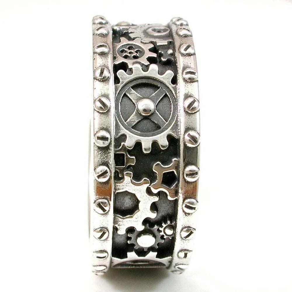 Charming Silver Ring for Any Occasion