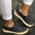 JO | Timeless and functional orthopedic sneakers