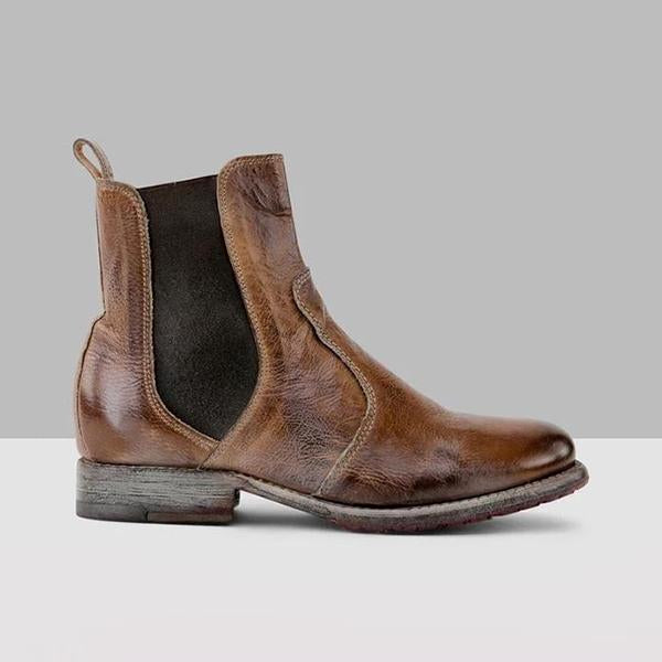 JO | Fashionable supportive orthopaedic shoes