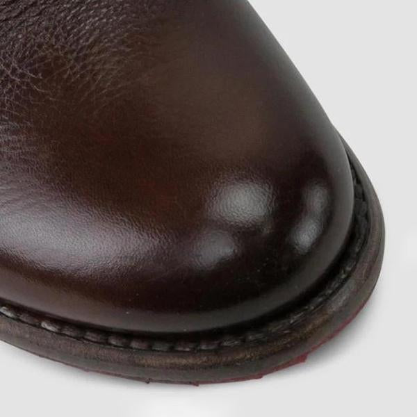 JO | Fashionable supportive orthopaedic shoes