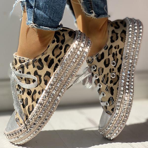 JO | Fashionable and supportive orthopedic sneakers