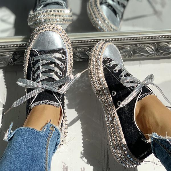 JO | Fashionable and supportive orthopedic sneakers