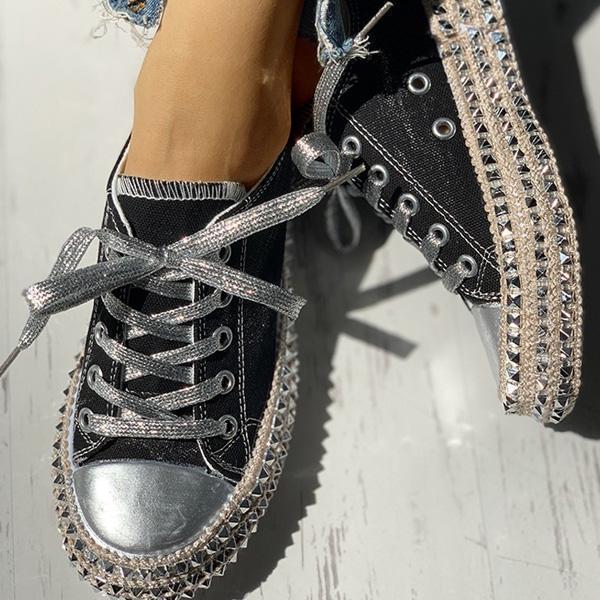 JO | Fashionable and supportive orthopedic sneakers