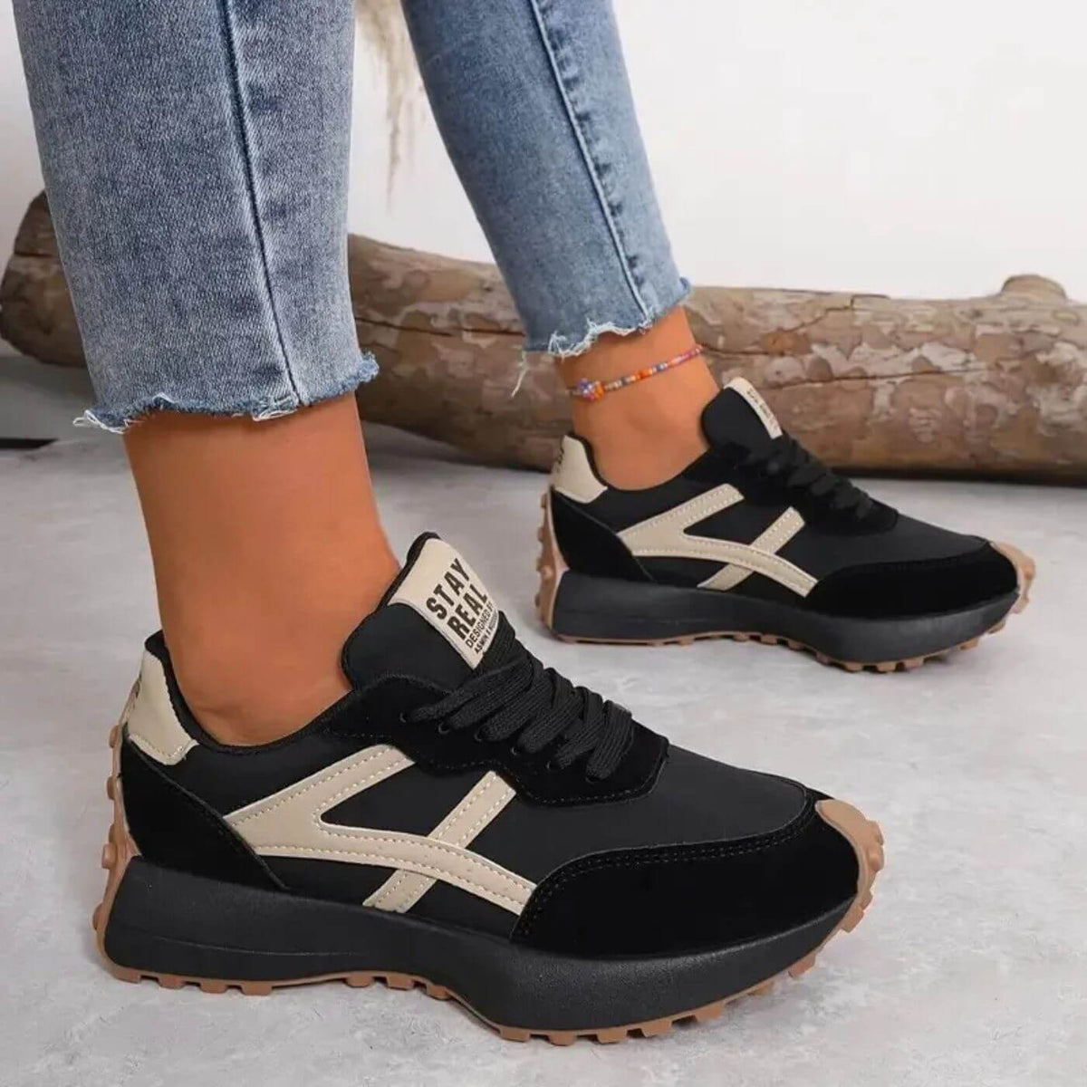 JO | Supportive and fashionable orthopaedic summer sneakers