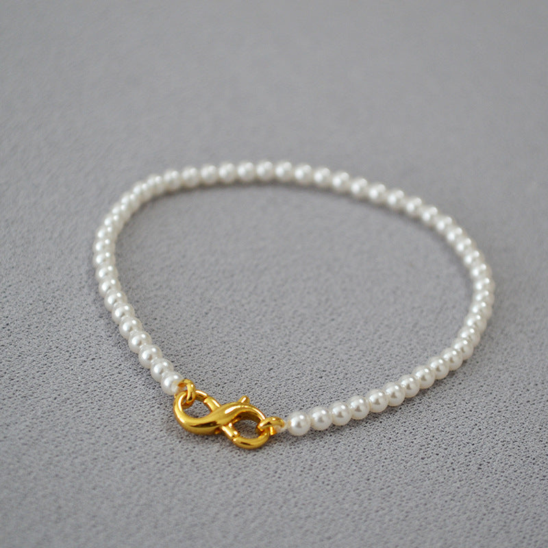 Beautiful Pearl Necklace with Unique Style