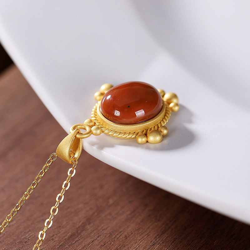 Classic Gold Necklace with Timeless Appeal