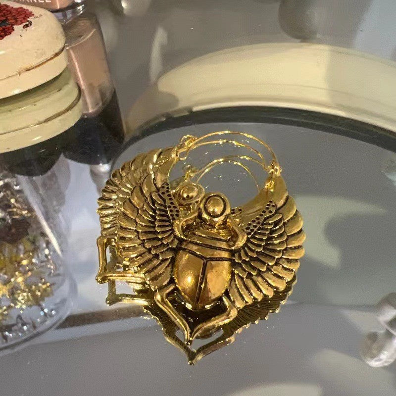 Vintage Handmade Gold Earring