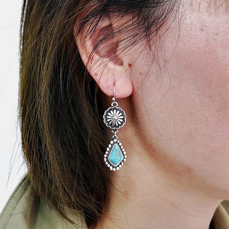 Stunning Silver Earring for Daily Wear