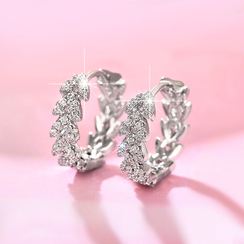 Charming Earring for Any Occasion