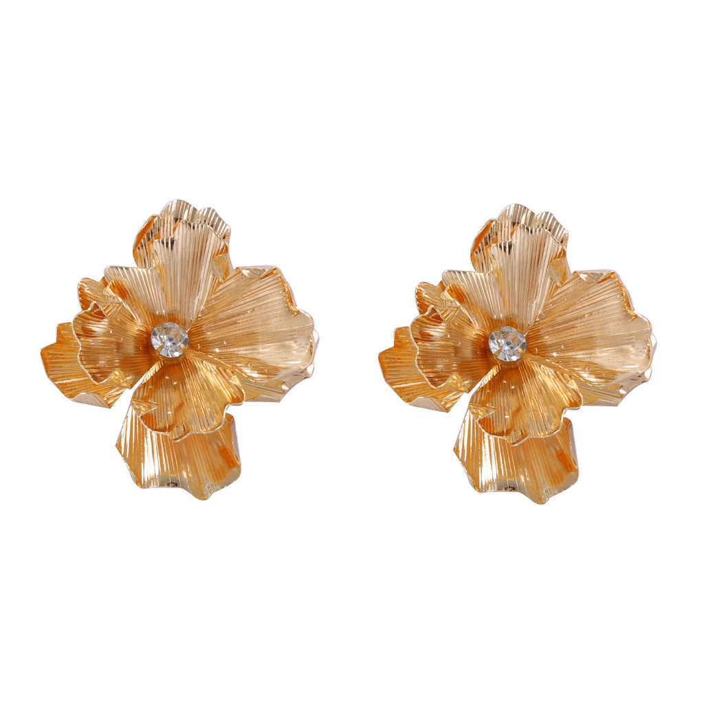Classic Earring with Timeless Appeal