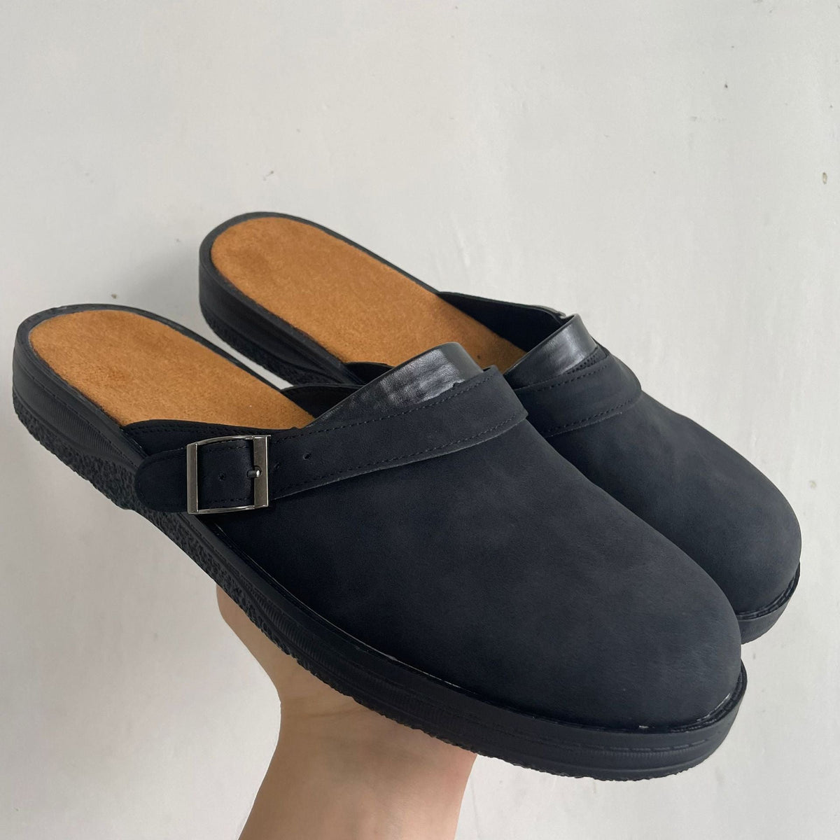 Chic Orthopedic Sandals with Unique Design