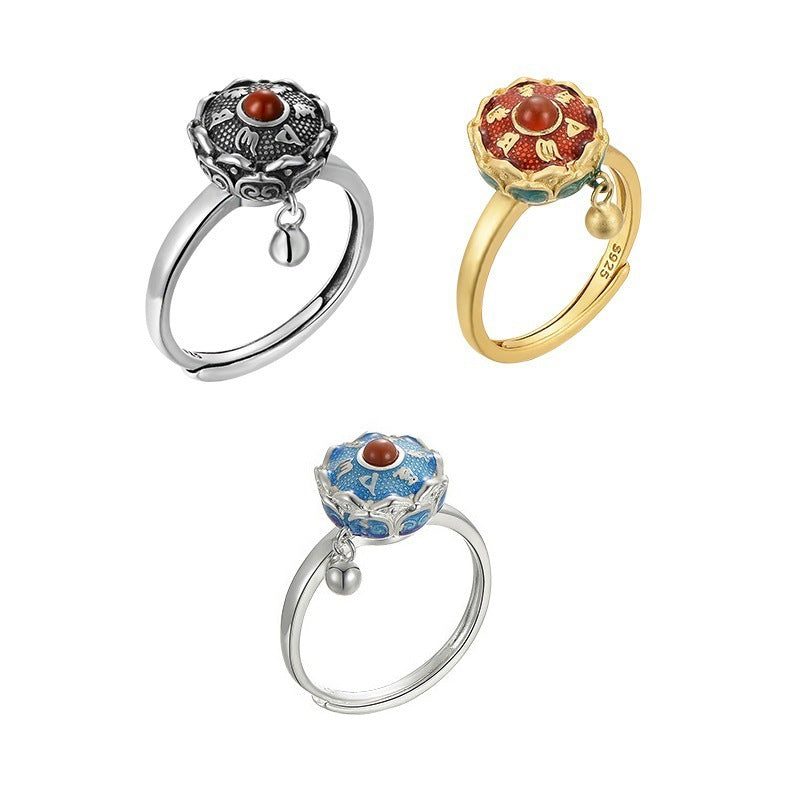 Classic Silver Ring with Timeless Appeal