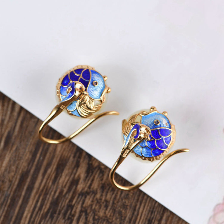 Elegant Gold Earring for Every Occasion