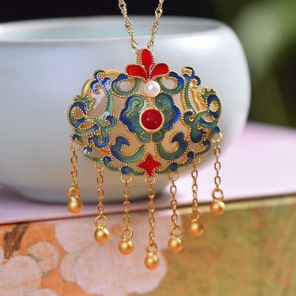 Stunning Silver Set for Daily Wear