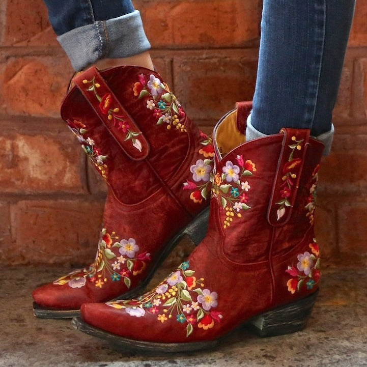 Chic Orthopedic Boots with Unique Design