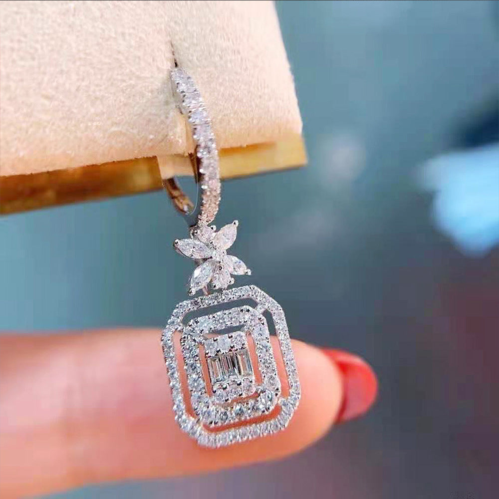 Stunning Earring for Daily Wear