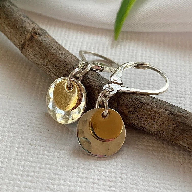 Romantic Gold Earring for Special Moments