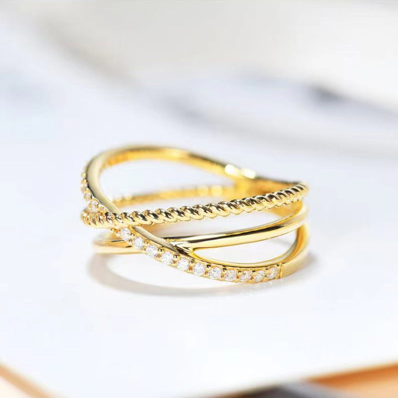 Charming Gold Ring for Any Occasion