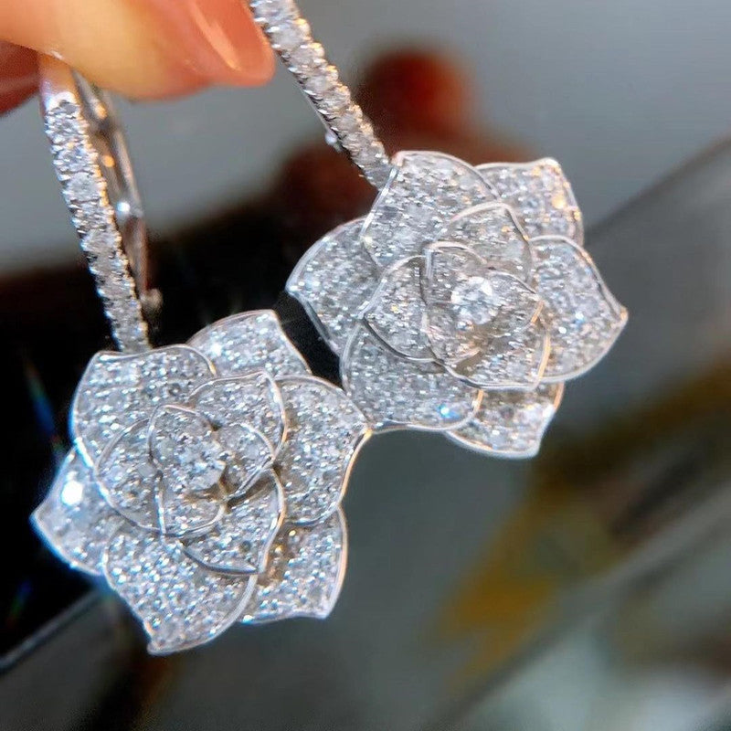 Classic Earring with Timeless Appeal
