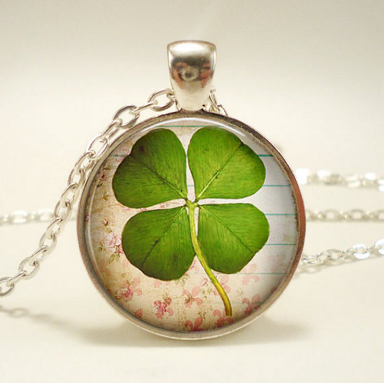 Classic Necklace with Timeless Appeal