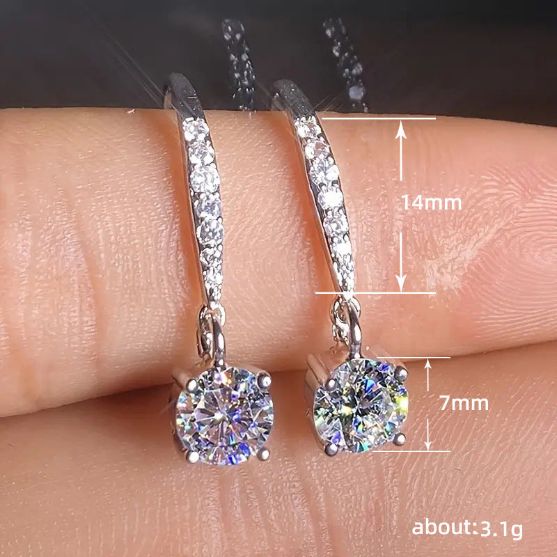 Charming Earring for Any Occasion