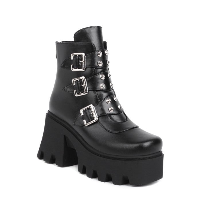 Graceful Orthopedic Boots for Modern Look