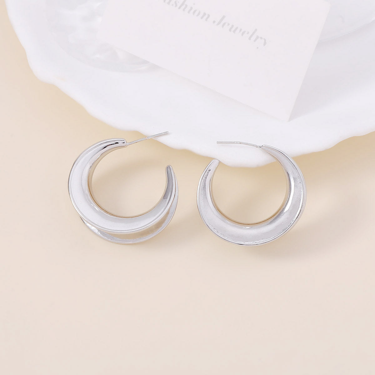 Vintage Handmade Earring