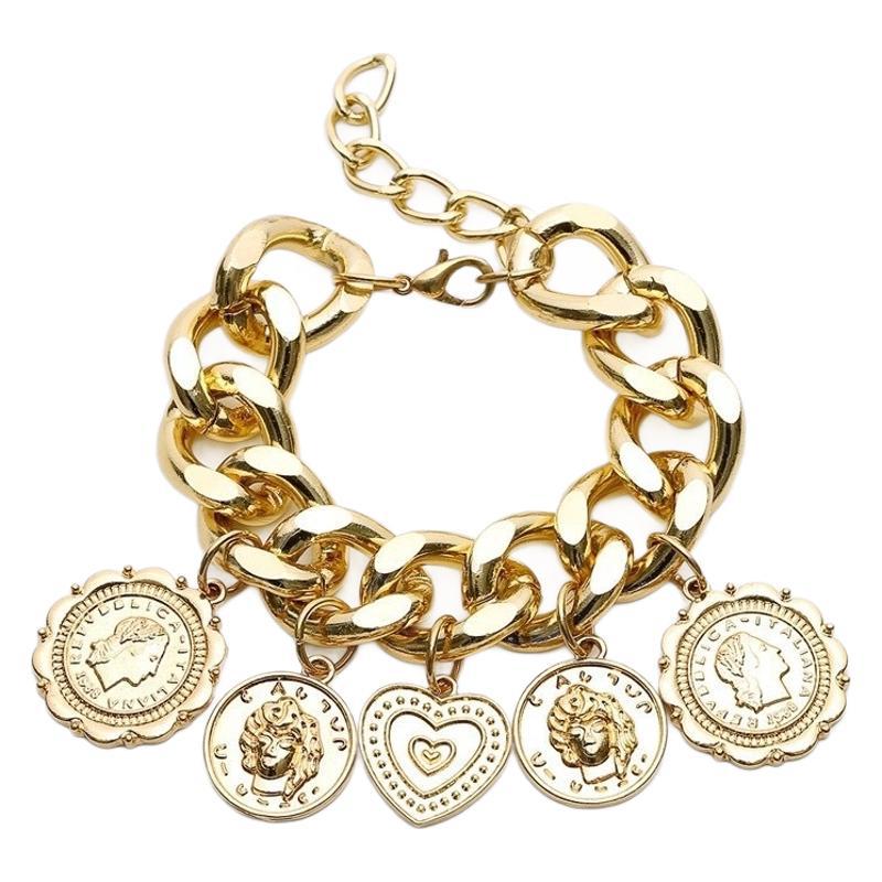 Stunning Bracelet for Daily Wear