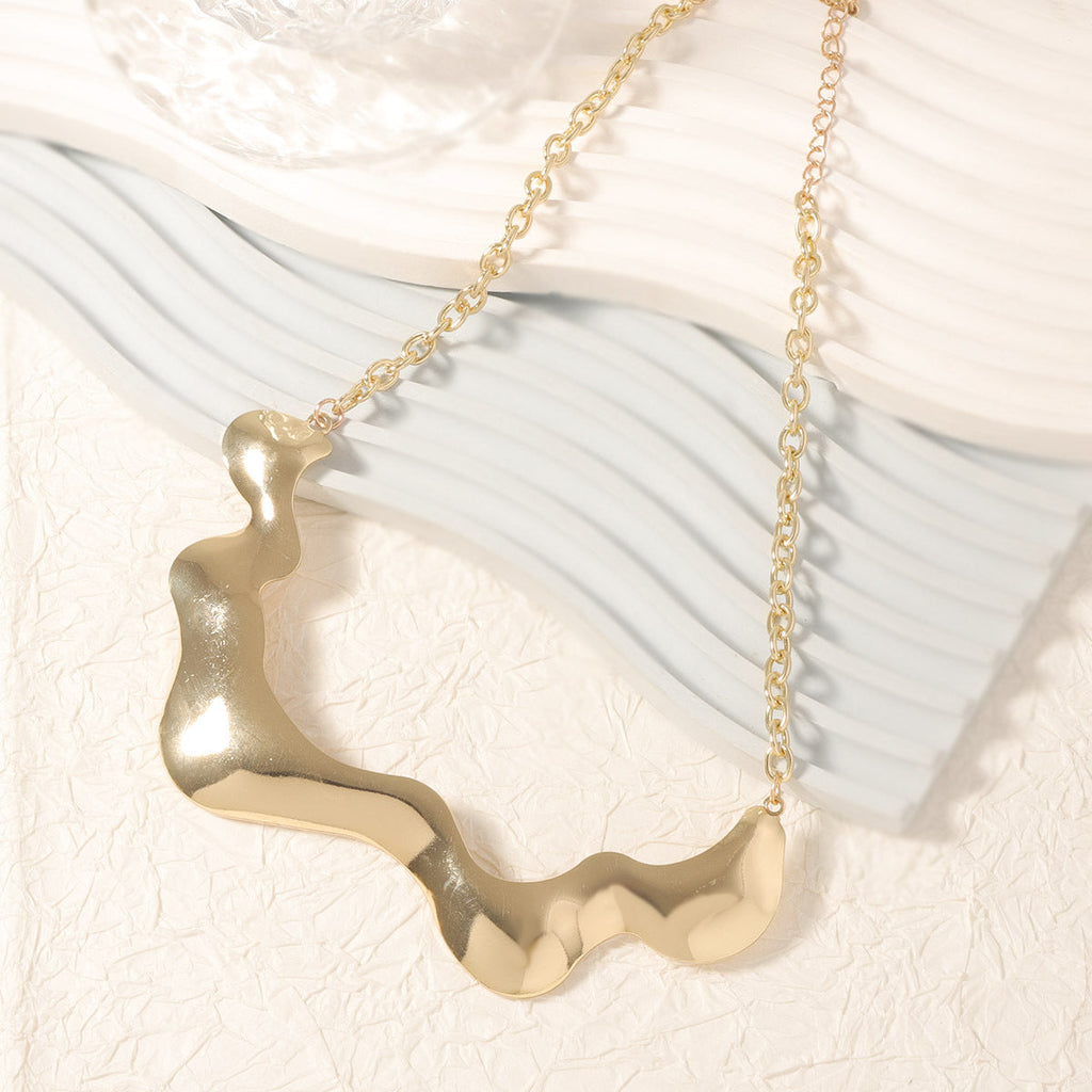 Charming Necklace for Any Occasion