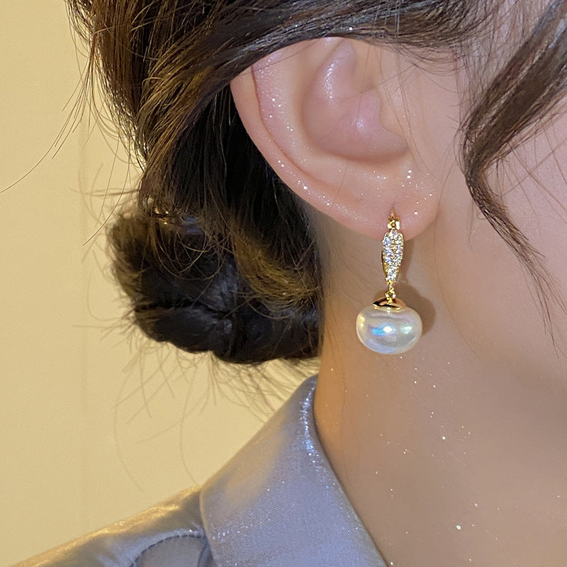 Elegant Pearl Earring for Every Occasion