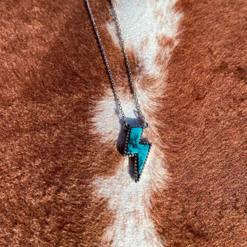 Romantic Necklace for Special Moments