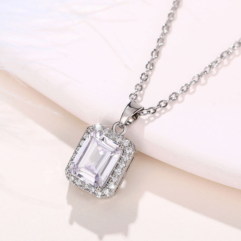 Classic Necklace with Timeless Appeal