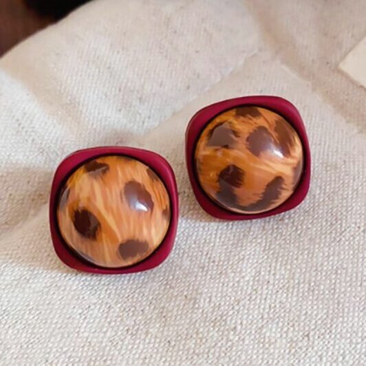 Beautiful Earring with Unique Style