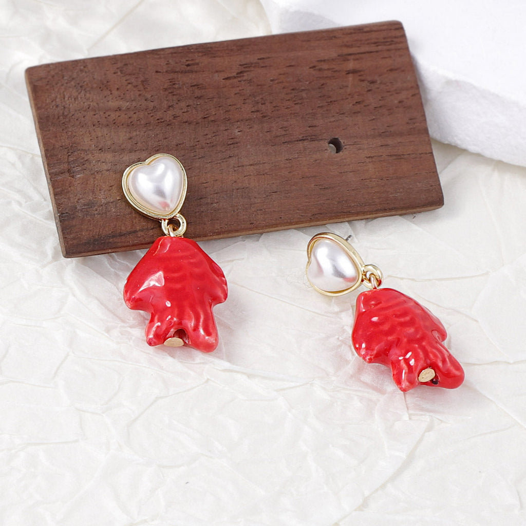 Classic Pearl Earring with Timeless Appeal