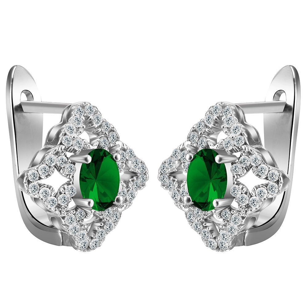 Charming Earring for Any Occasion