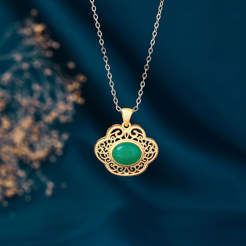 Classic Gold Necklace with Timeless Appeal