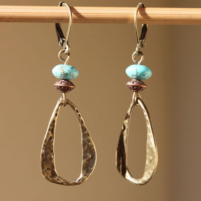 Stunning Earring for Daily Wear