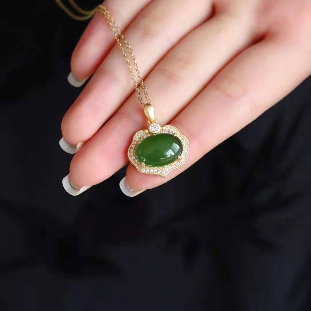 Stunning Necklace for Daily Wear