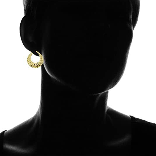 Stunning Gold Earring for Daily Wear