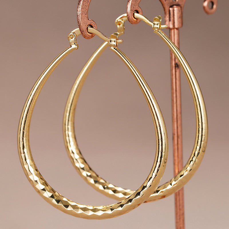 Classic Earring with Timeless Appeal