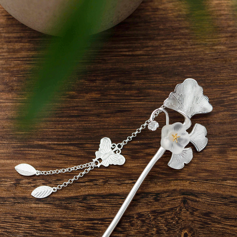 Classic Silver Piece with Timeless Appeal