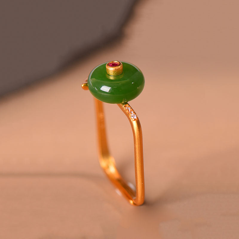 Stunning Gold Ring for Daily Wear