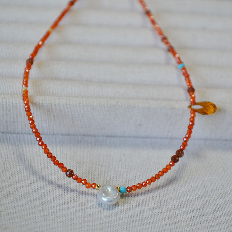 Classic Pearl Necklace with Timeless Appeal