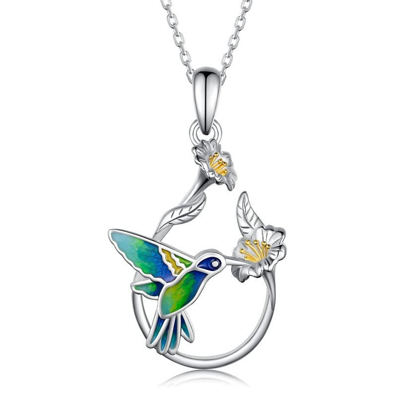 Charming Silver Necklace for Any Occasion